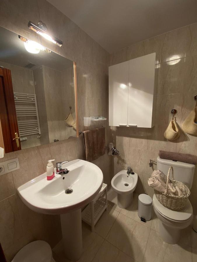 San Vicente De La Barquera. Playa Appartement Buitenkant foto